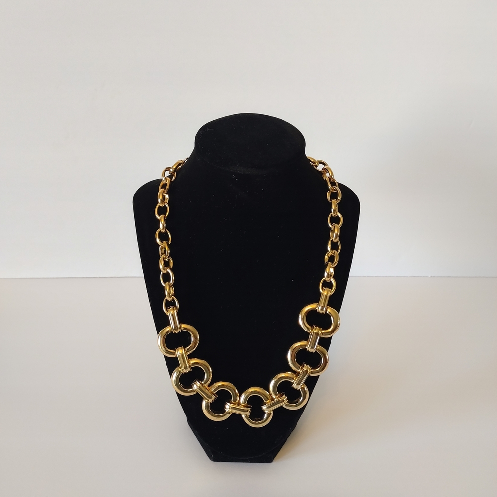 Chic Gold-Tone Link Necklace
